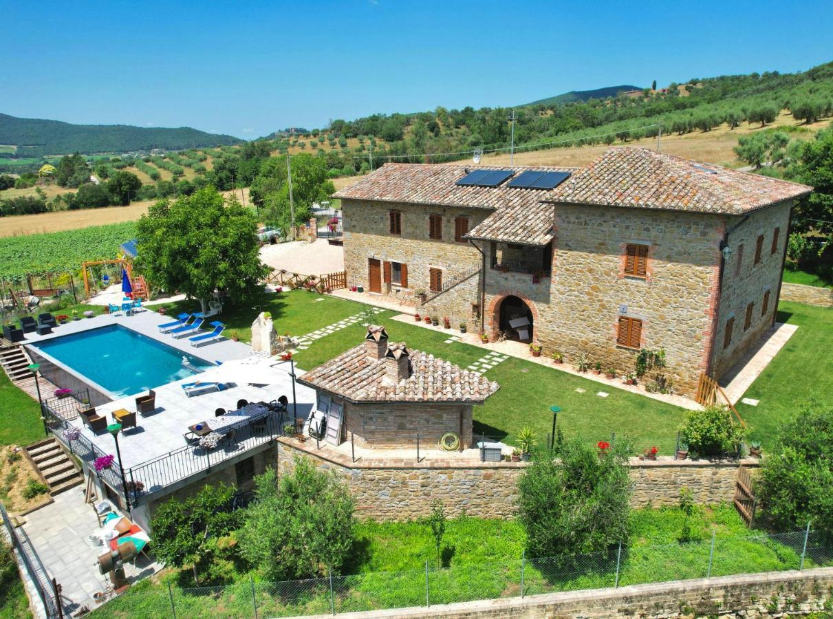 Villa Aquila Agello 外观 照片