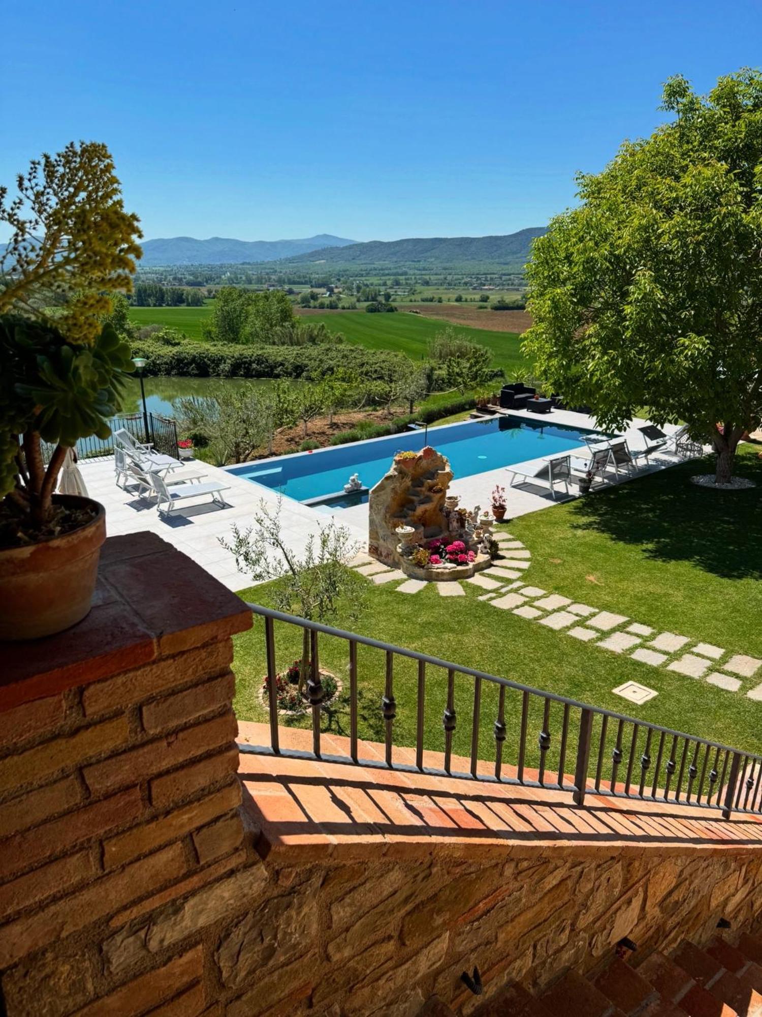 Villa Aquila Agello 外观 照片