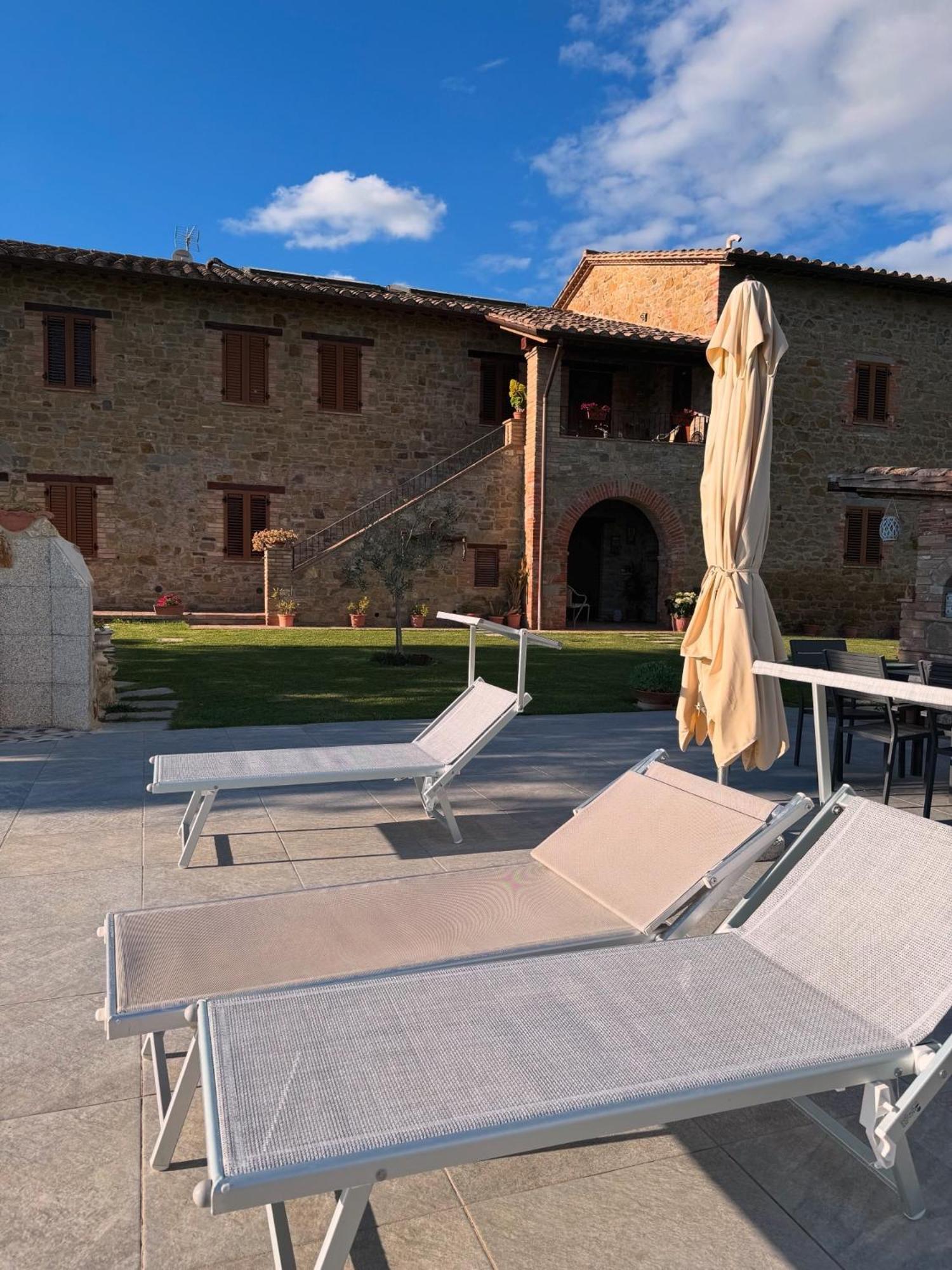 Villa Aquila Agello 外观 照片